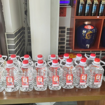 四川宜宾纯粮包谷酒粮食酒产地直发全国发货可视频看货