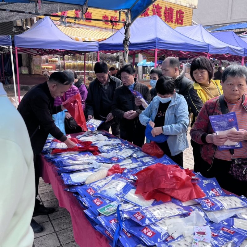 丁腈手套一次性手套食品级材料加厚丁腈家务手套高弹力地摊展
