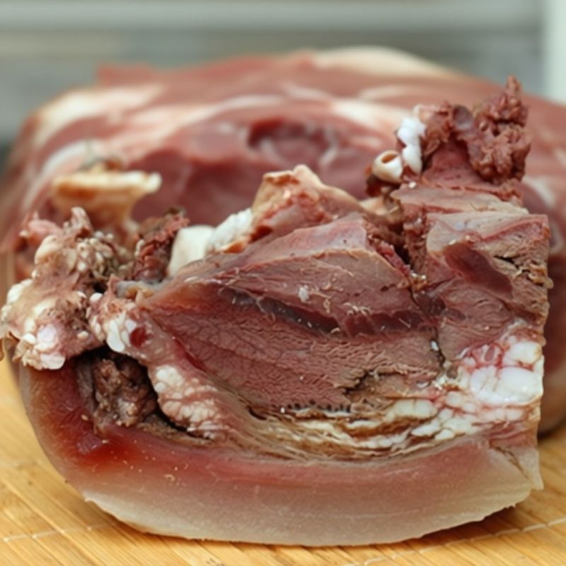 熟牛头肉优质带皮牛肉精修