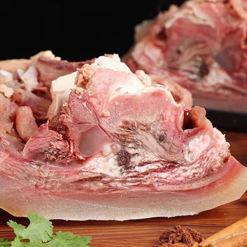 熟牛头肉优质带皮牛肉精修