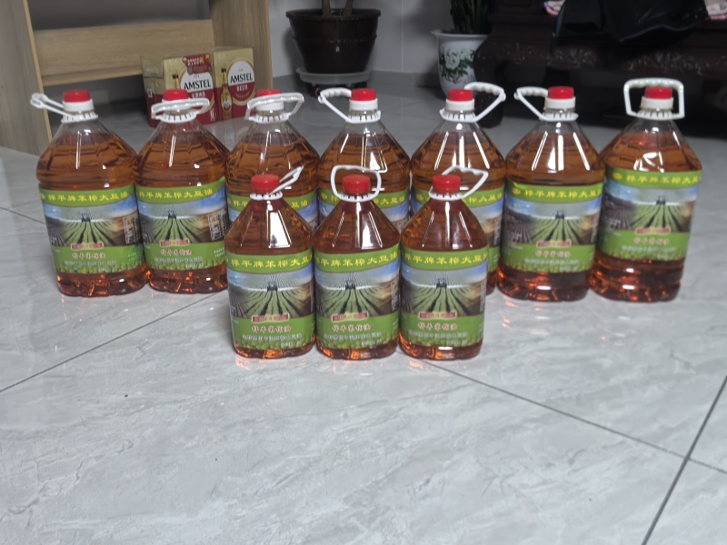 桦平牌笨榨大豆油