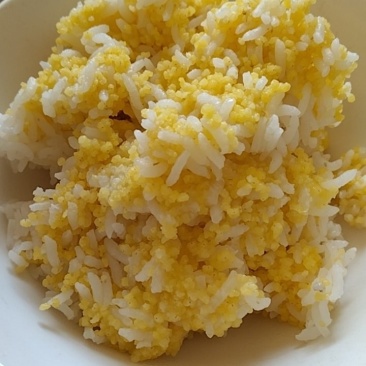 山地小米