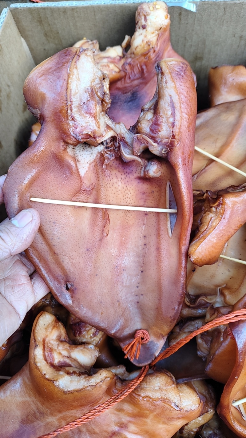 腊猪耳朵干度好颜色纯正适合所有人群常年批发