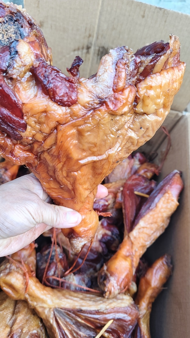 扇形鸡腿干度好，颜色纯正适合所有人群食用冬天的好产品
