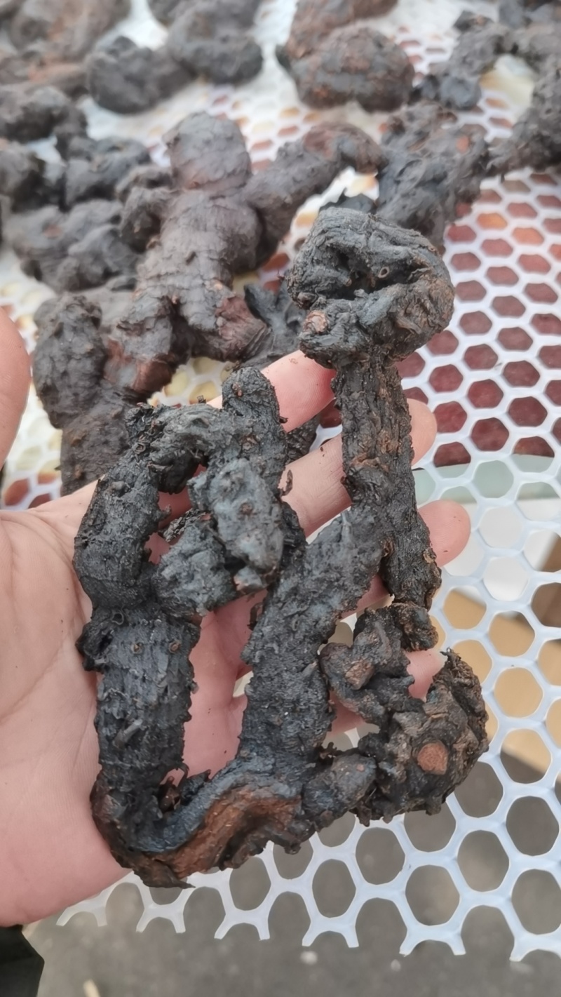 九蒸九晒黄精，一手货源，支持全国发货。