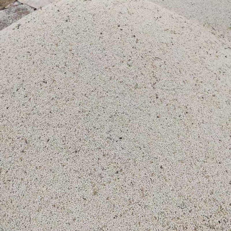 本人内蒙种植白豆四十吨，有要的老板联系