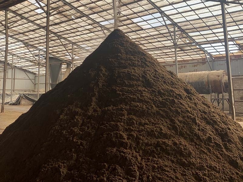 优质鸡粪有机肥蔬菜果木花卉用肥产地直供大量现货