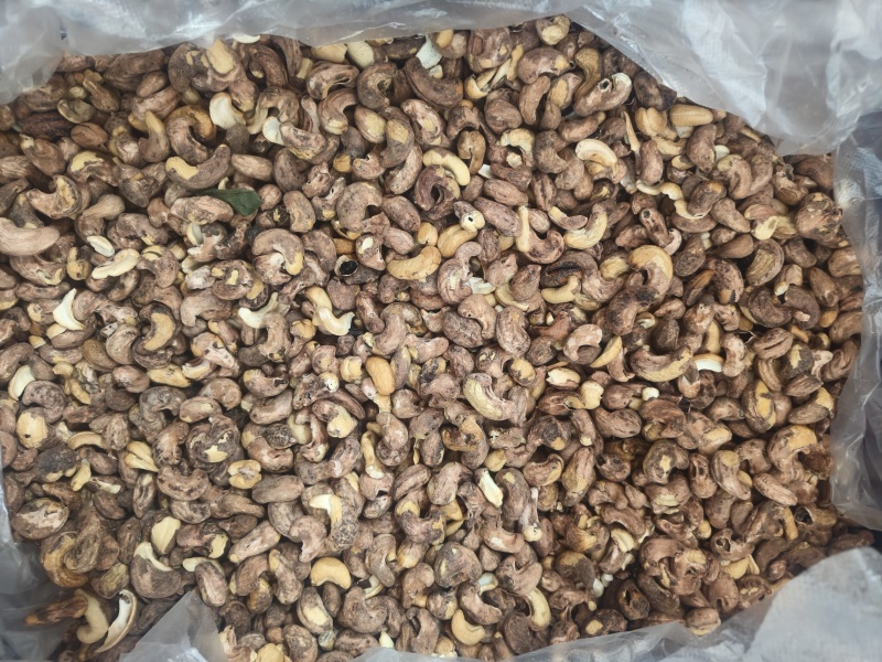 A320紫皮腰果，适合电商卖，价格便宜