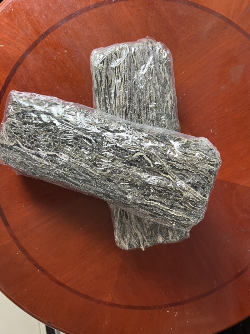 烘干海带丝，少盐无沙，含盐量3%，4倍泡发率，