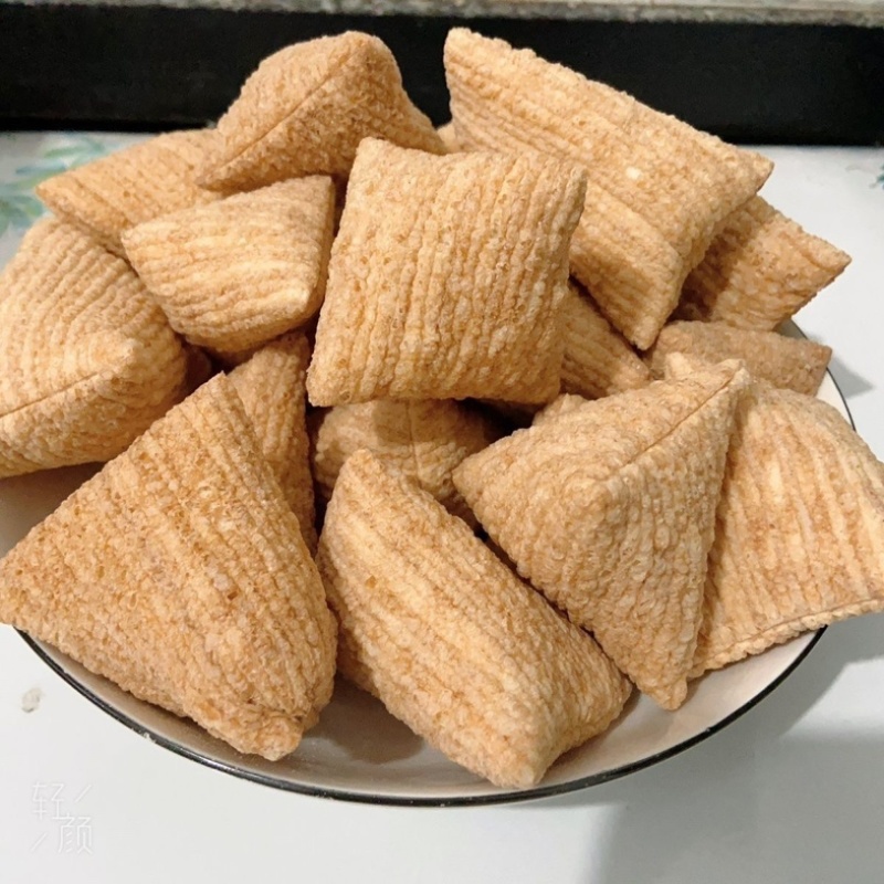 荞麦三角酥童年小零食生产厂家跑江湖赶展会摆地摊