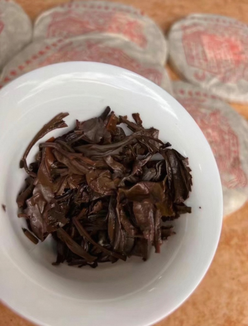 2000年红标宋聘号，380g/饼，不接受电商可单买或者批发
