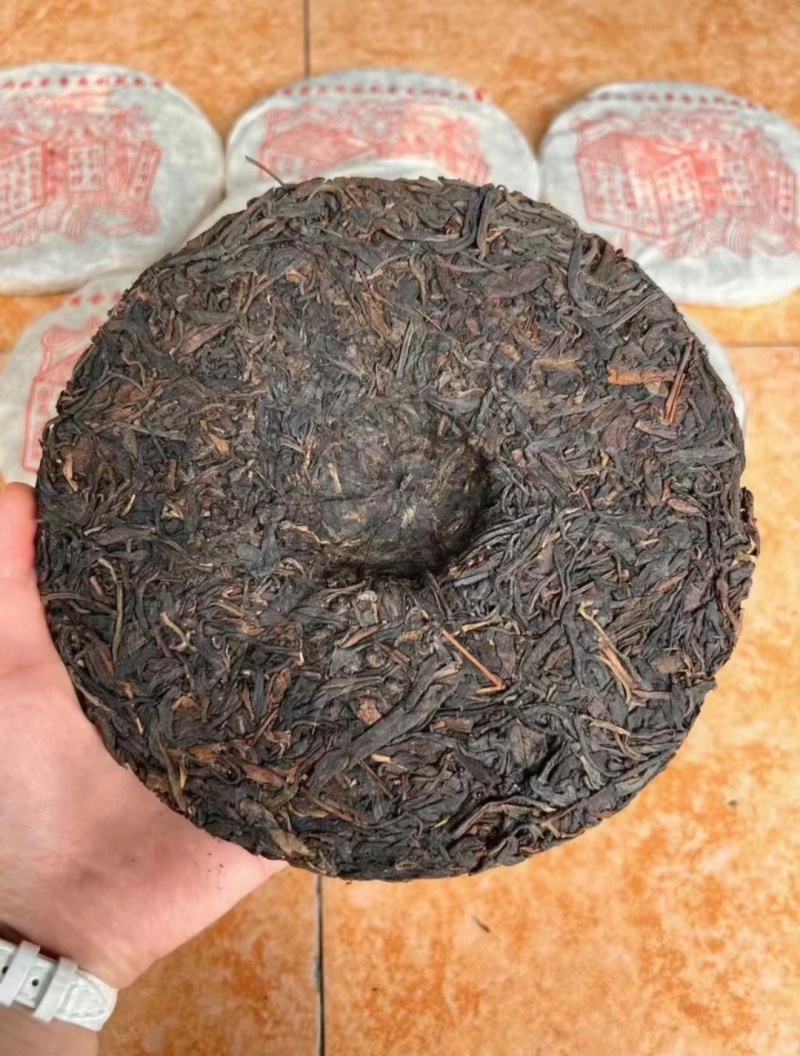 2000年红标宋聘号，380g/饼，不接受电商可单买或者批发