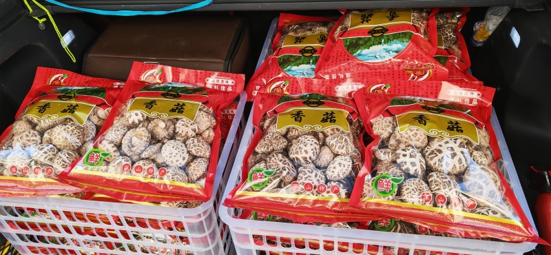 随州深山精品大花菇