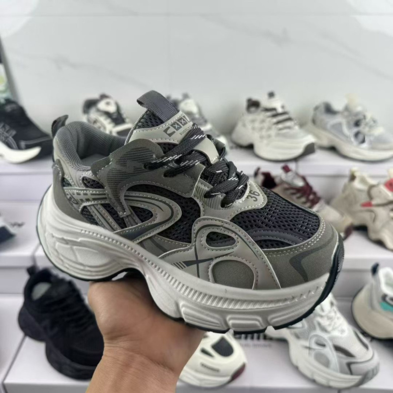 双色轻第老爹鞋，四季款，百搭耐磨，防臭超低价