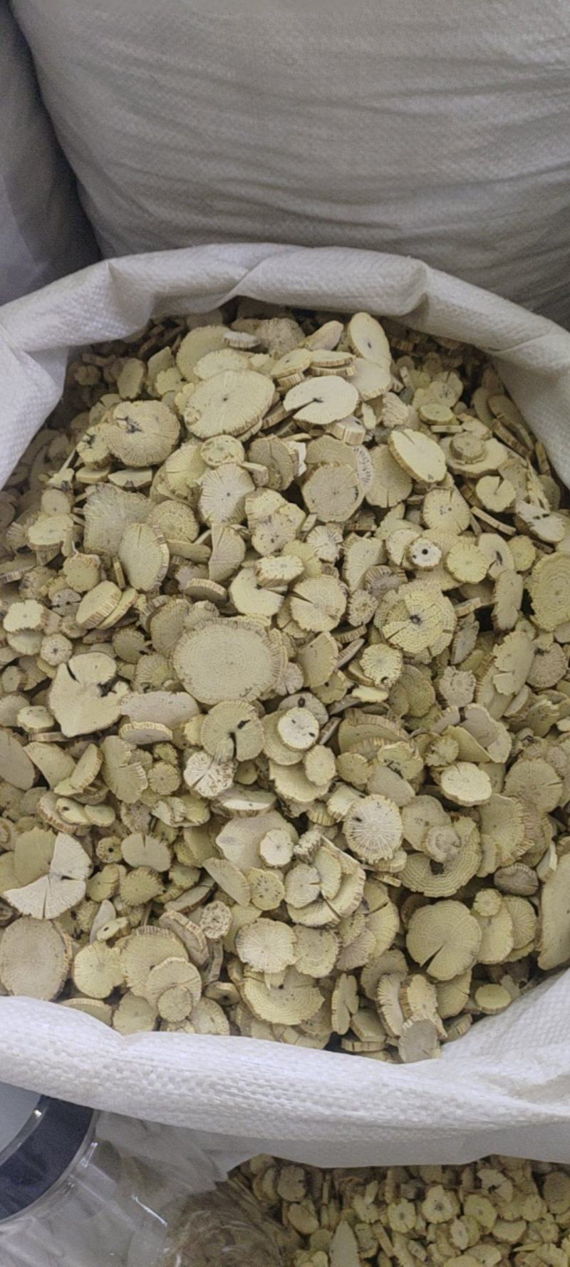 中药材木通，各种各样的规格都有现货大货需要的老板可以下单