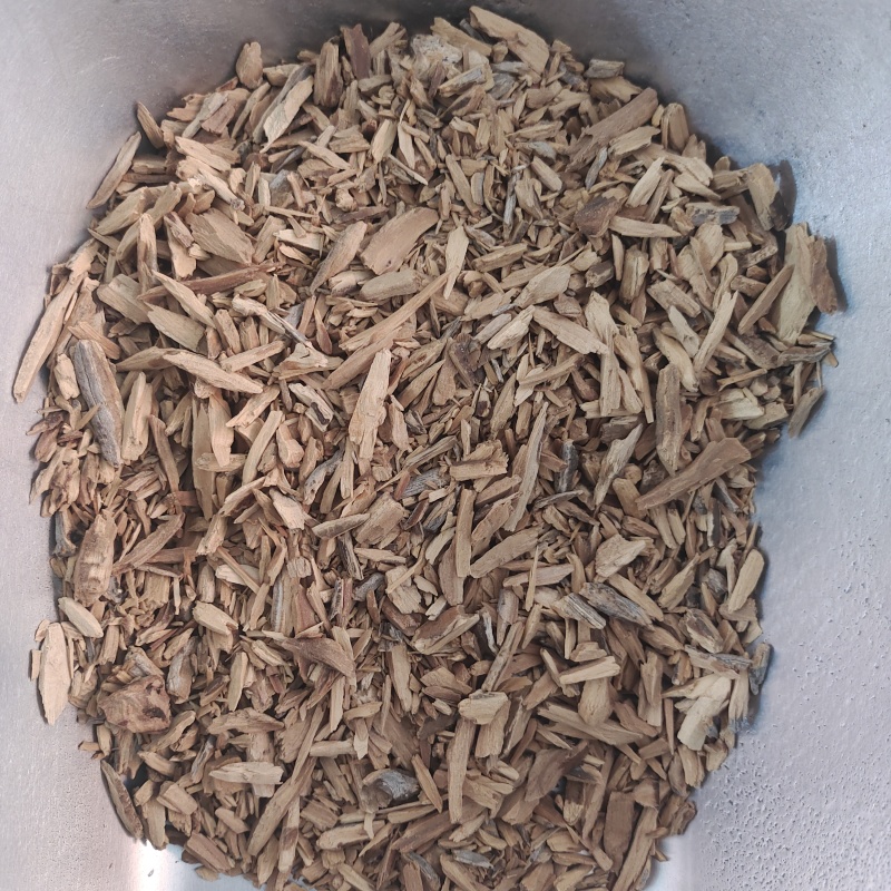 檀香，产地货源，保质保量，批发各种中药材，欢迎订购