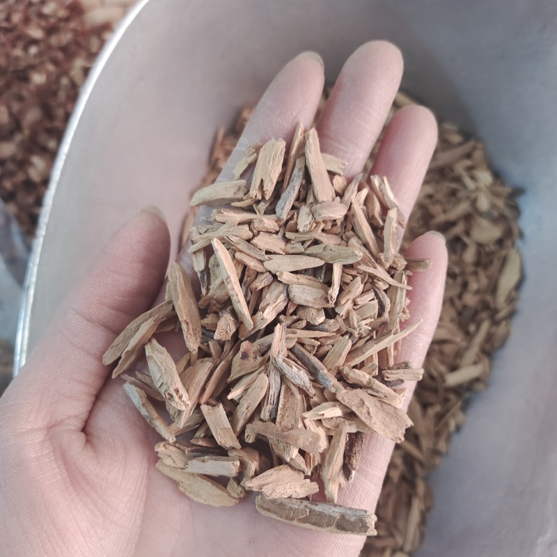 檀香，产地货源，保质保量，批发各种中药材，欢迎订购