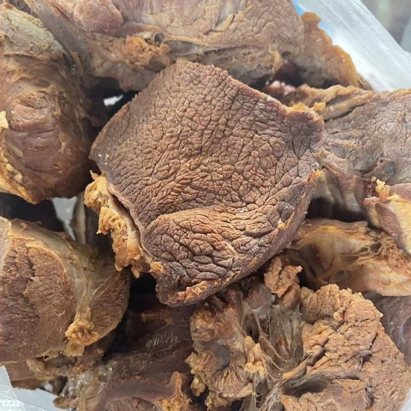 酱香牛肉，肉块大，***剂，无水分感兴趣的欢迎光临！