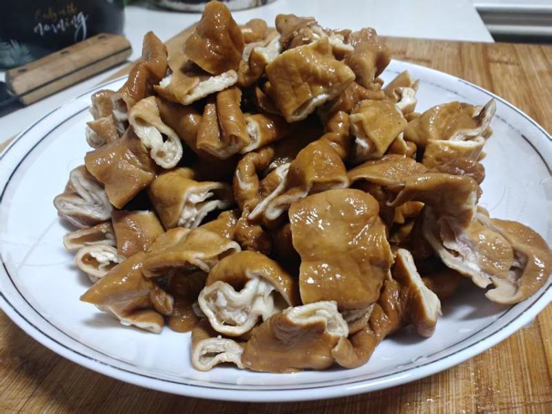 酱卤熟大肠开袋即食