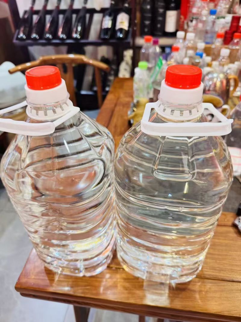 四川宜宾五粮浓香散酒大量批发。