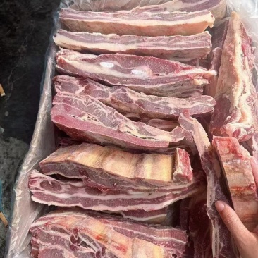 满肉牛肋排