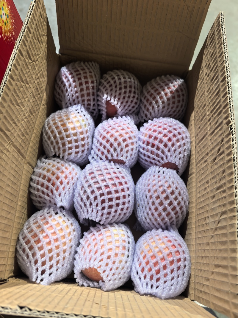 阿克苏冰糖心苹果高次果大量对接市场上车价包售后