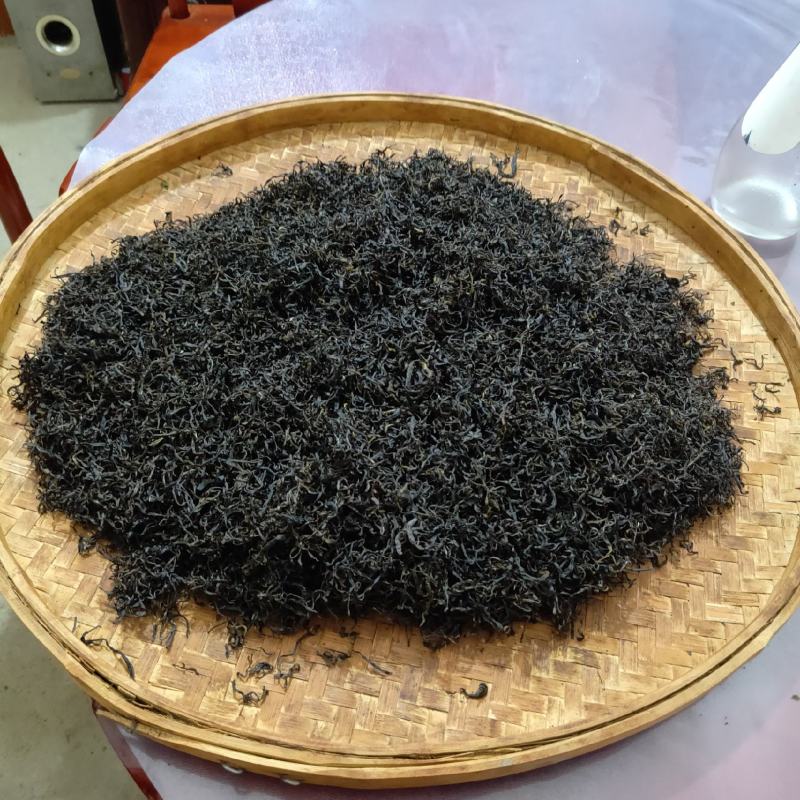 六练顶云雾茶