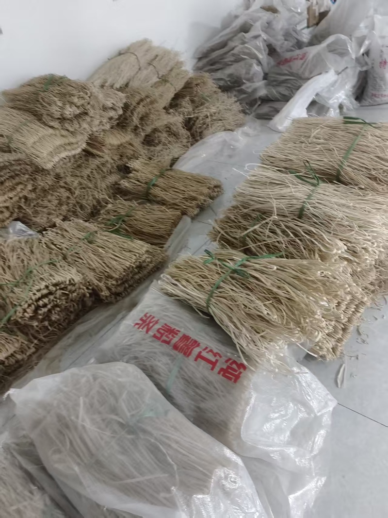 纯手工红薯粉条有几千斤量大优惠