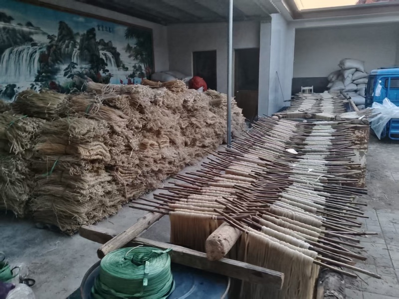 纯手工红薯粉条有几千斤量大优惠