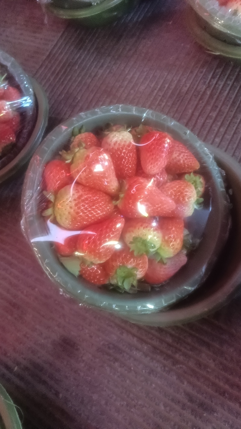 眉县奶油草莓