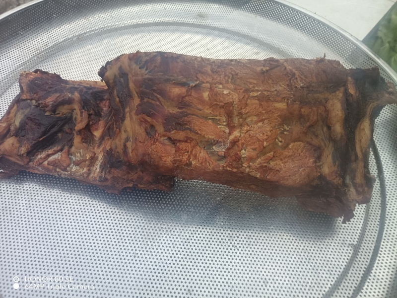 湖南秘制腊肉传承老工艺猪脸猪脚五花肉肉排等种类齐全