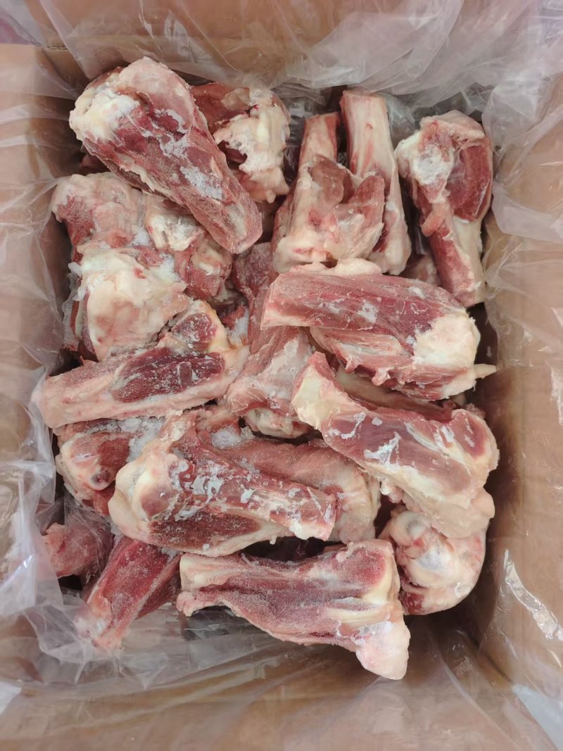 后肘骨，根根带骨髓