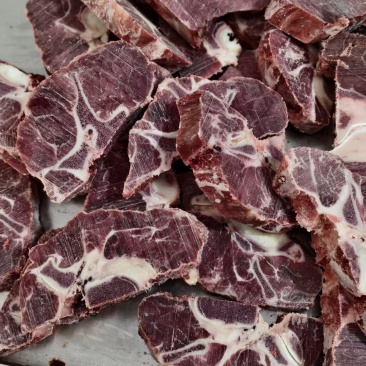 国产满肉牛脖骨