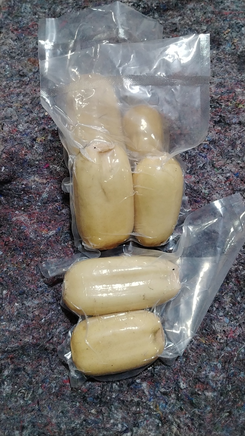 陕西大荔九孔粉藕，现挖现发，真空锁鲜，产地直发。
