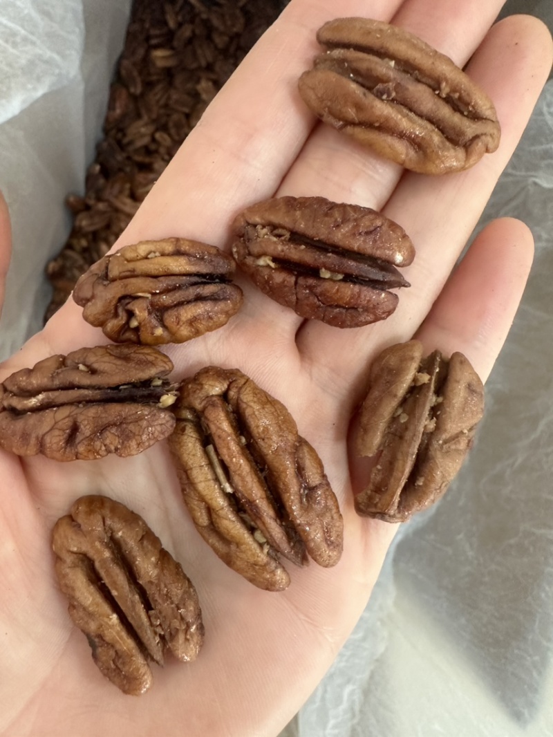 碧根果仁去壳