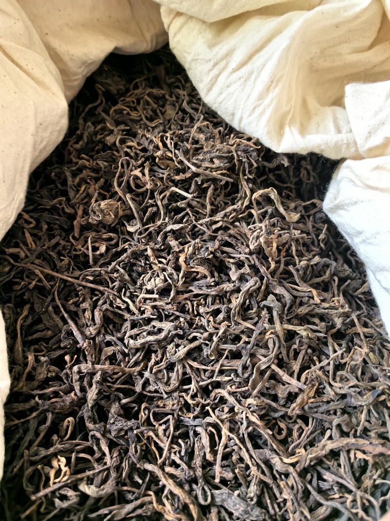 精品易武熟茶产地直供品质保证全国发货，欢迎来电