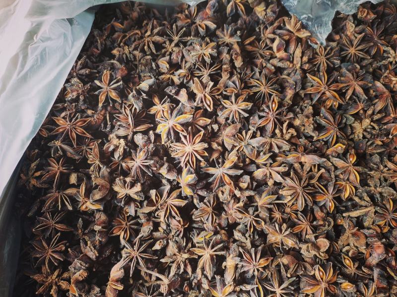 一口价包箱包筛广西大红八角足干无硫统货，最后8件