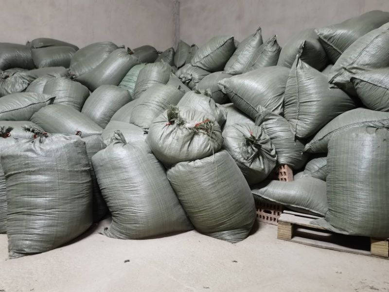 广西大批量干木瓜叶切碎装袋