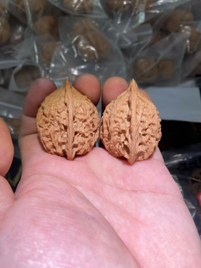 文玩核桃产地批发零售，支持平台担保交易，有售后