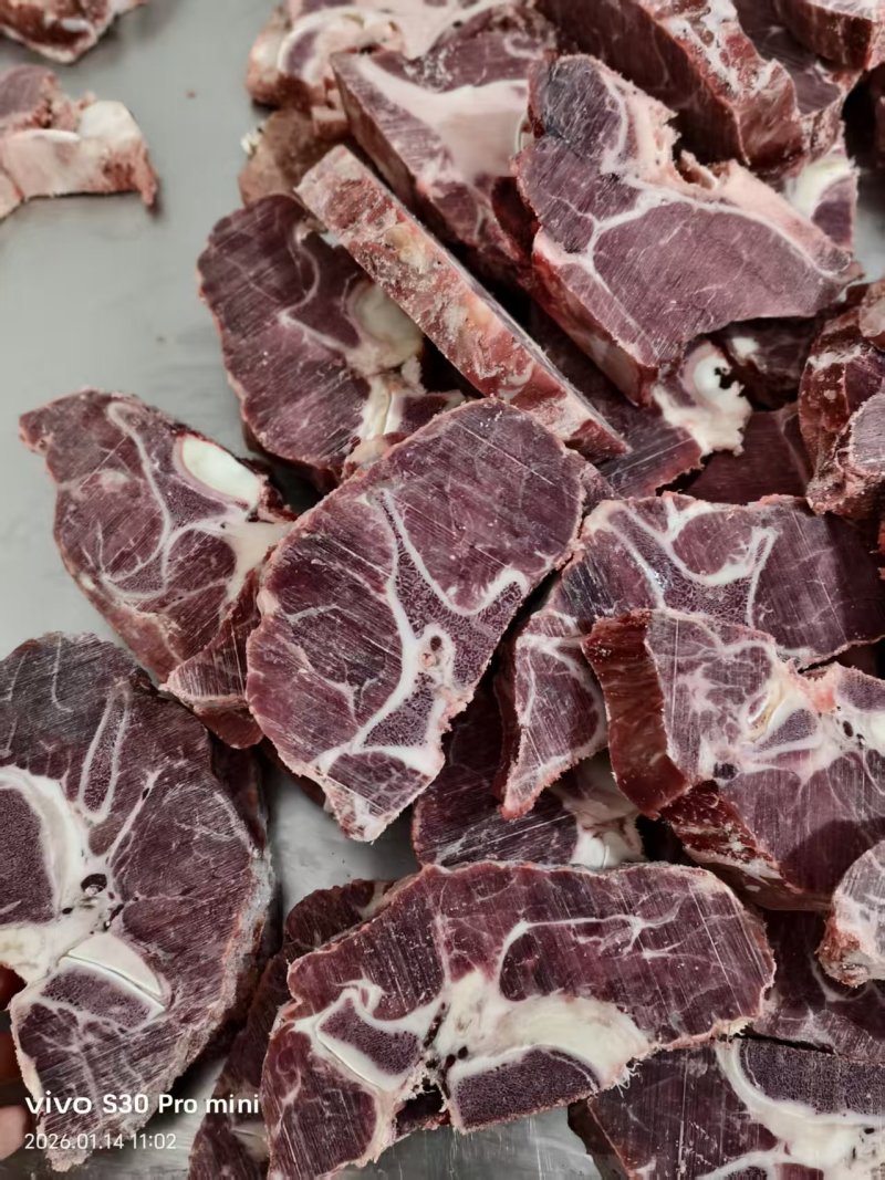 国产满肉牛脖骨带肉高颜色漂亮全国发货