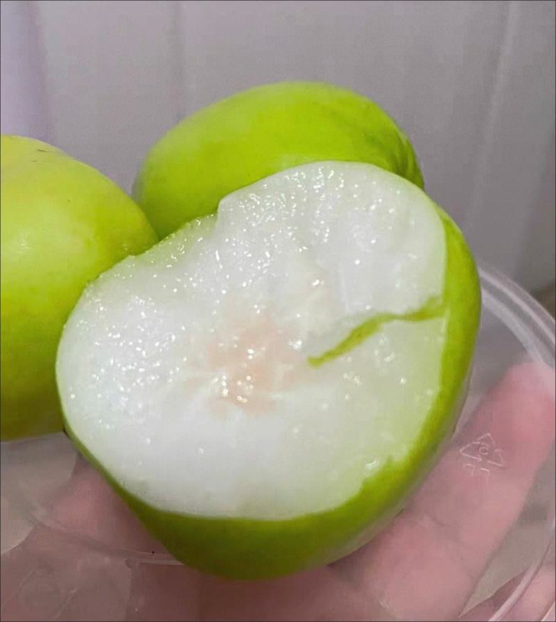 新鲜青枣，现摘牛奶枣大青枣水果包邮新鲜贵妃枣，包邮到家！