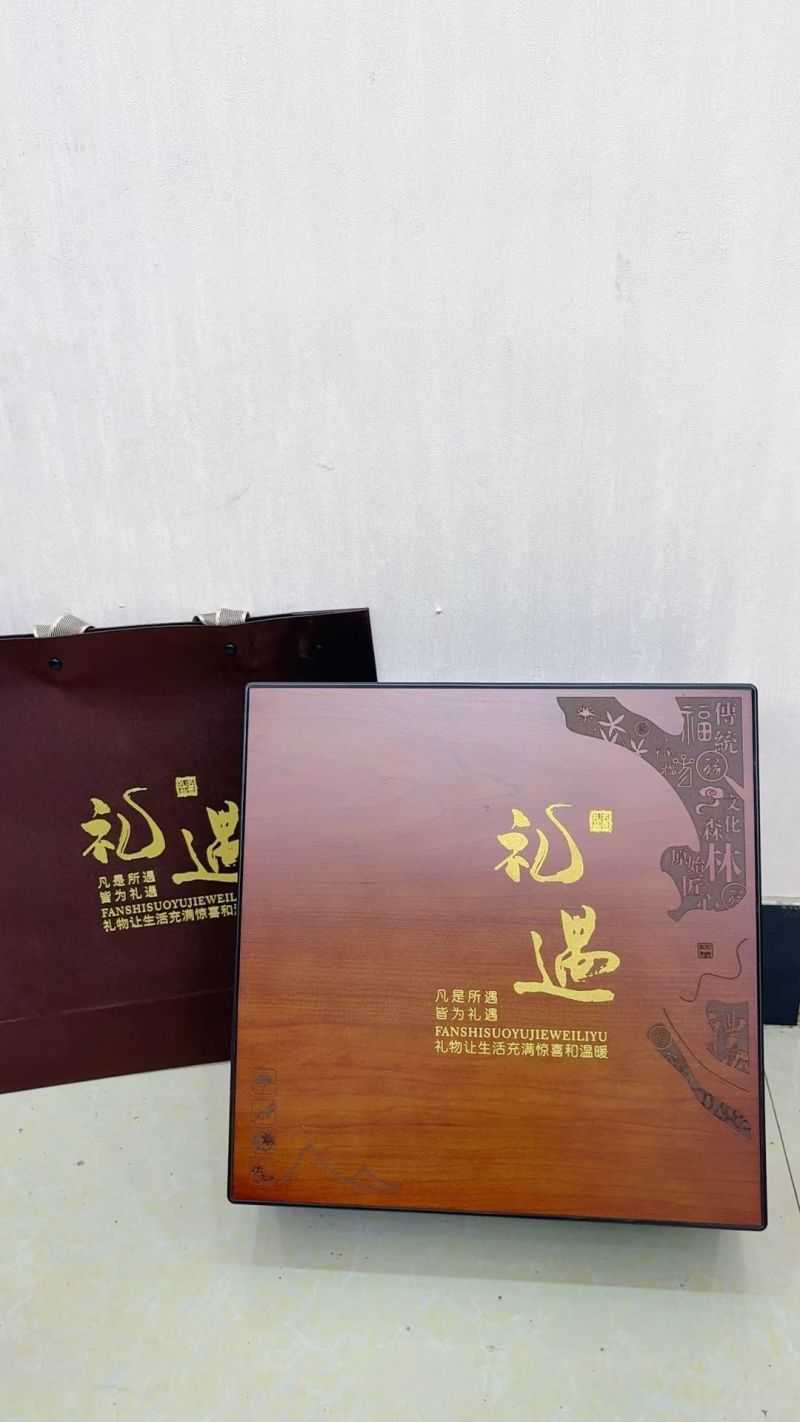 承接各种礼盒定制