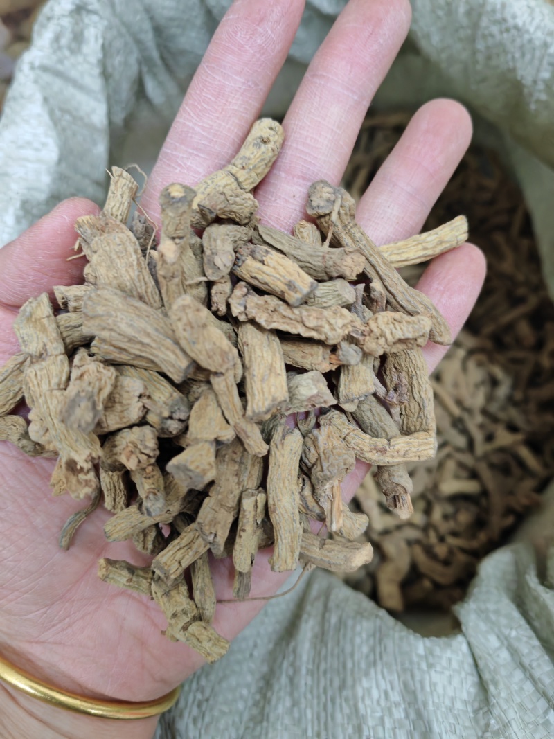 巴戟天纯干货未抽芯巴戟天介意的勿拍数量不多