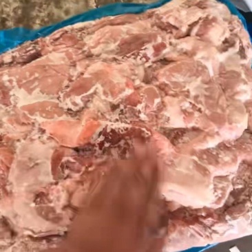 2肥8瘦猪肉块30吨现货