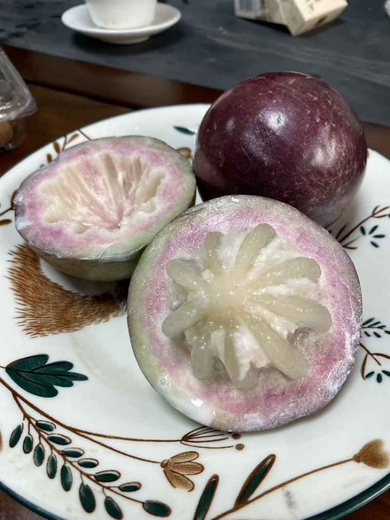 软糯香甜甜过初恋牛奶果，产地直销货源充足