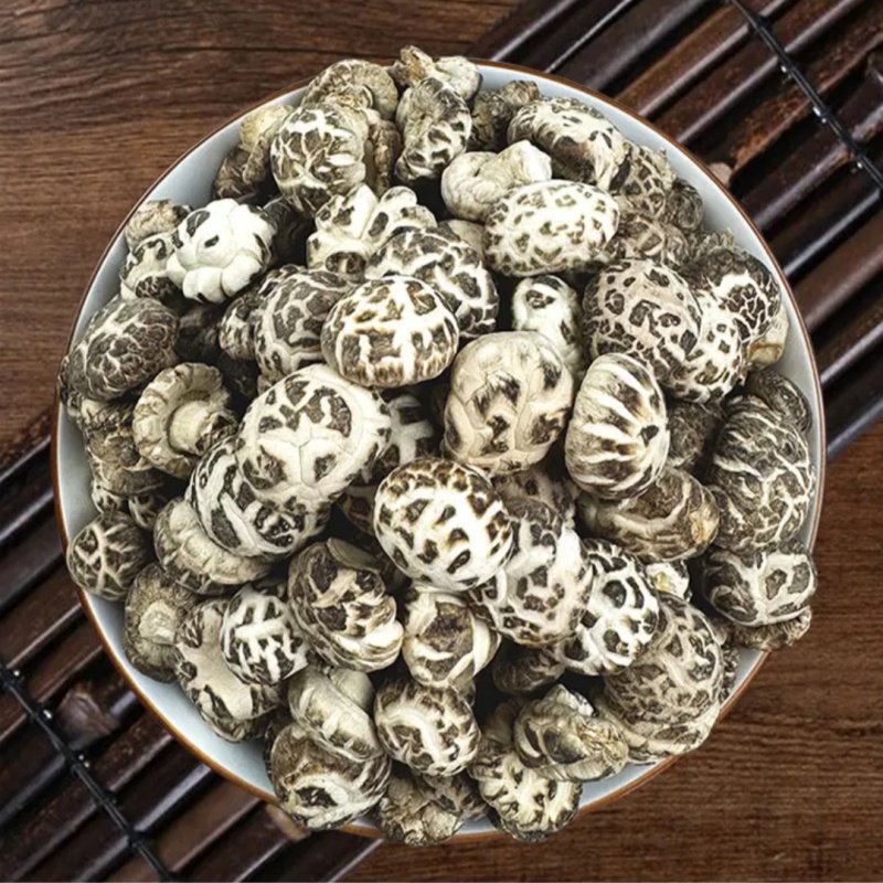 正宗椴木房县小花菇250g新鲜冬蘑菇神农架花菇土特产农家