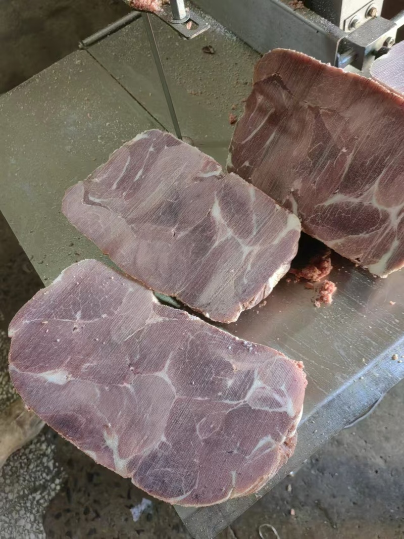 多肉大骨头1里面啥都有，肘子，肋排，扇子骨，棒骨等