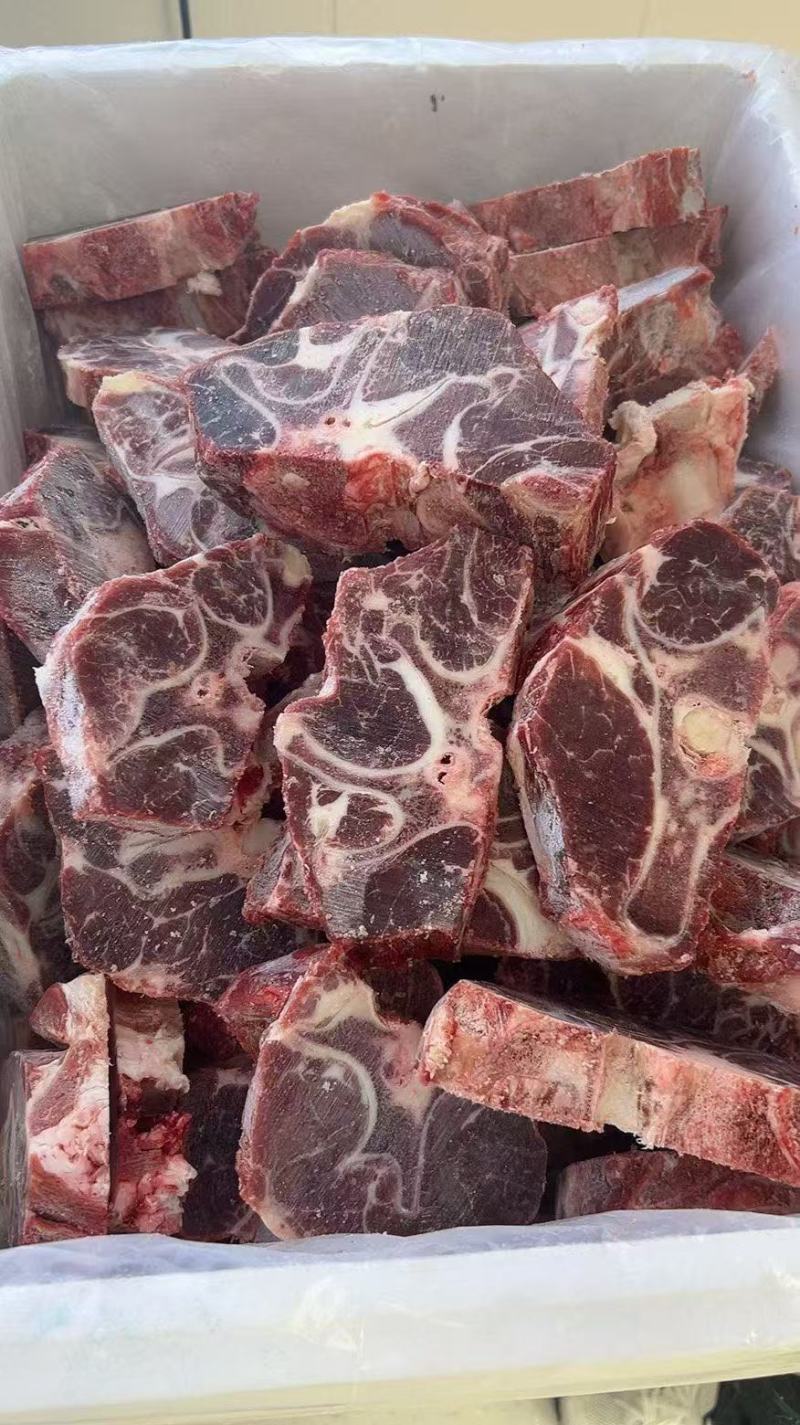 国产满肉牛脖骨