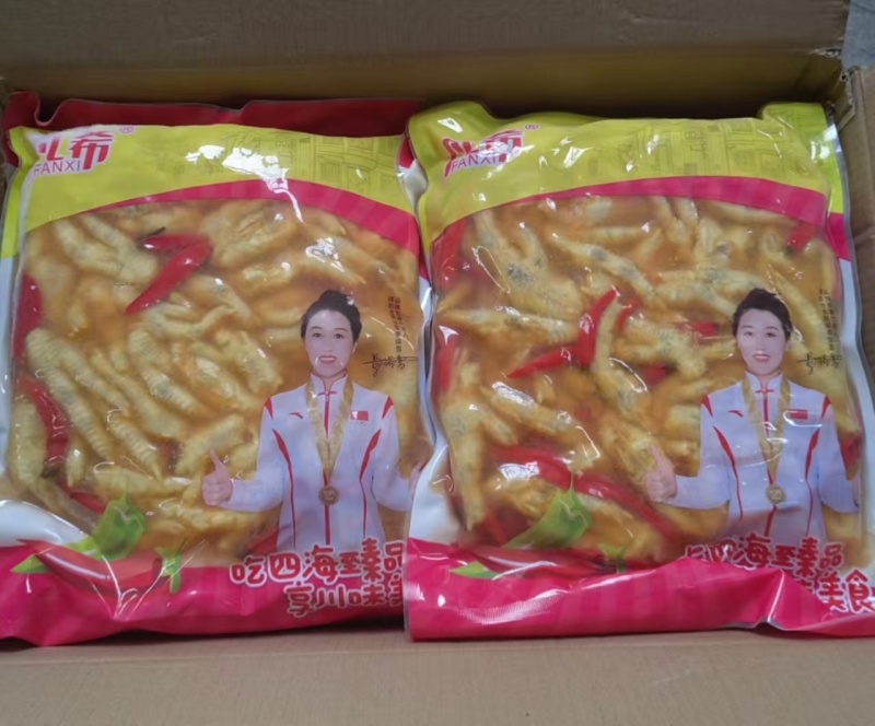 网红多口味带骨鸡爪剁椒凤爪全部批发价餐饮摆摊