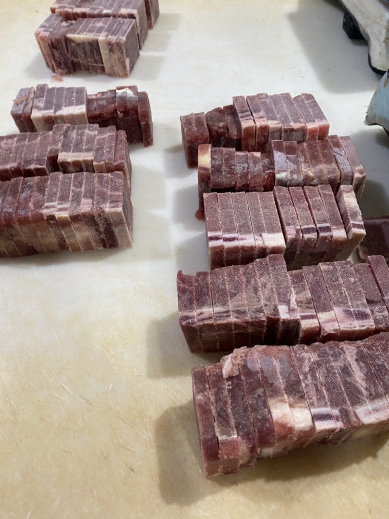 黑椒牛排，口感味道都很好。大小包装可定做